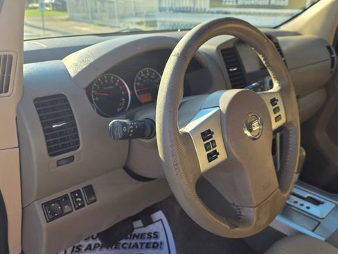 Used 2012 Nissan Pathfinder Silver image 13