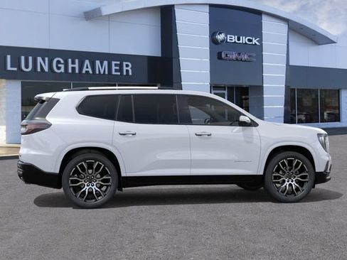New 2026 GMC Acadia Denali Ultimate w/ LPO, Floor Liner Package AWD/4WD image 5