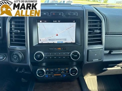 Used 2019 Ford Expedition Platinum AWD/4WD image 9