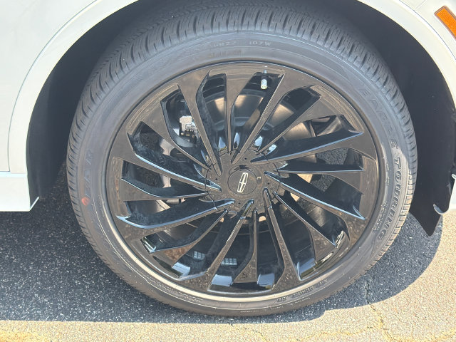 New 2026 Lincoln Aviator Reserve AWD/4WD image 13