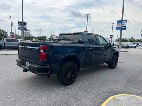 Used 2023 Chevrolet Silverado 1500 Custom Trail Boss w/ LPO, Dark Essentials Package AWD/4WD image 6