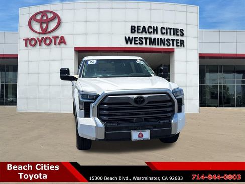 Used 2023 Toyota Tundra Limited AWD/4WD image 3