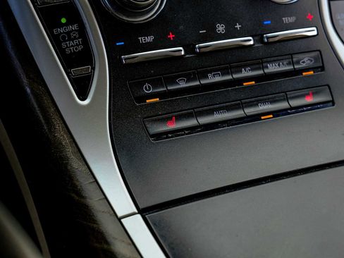 Used 2018 Lincoln MKX Select w/ Select Plus Package image 24