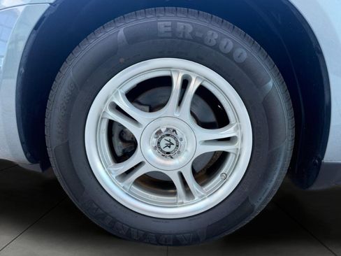 Used 2009 Dodge Avenger SE FWD image 7