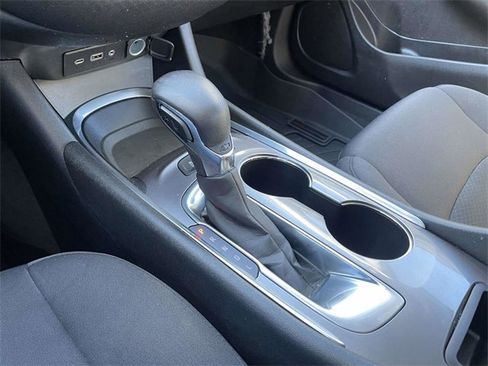 Used 2021 Chevrolet Malibu LS image 28