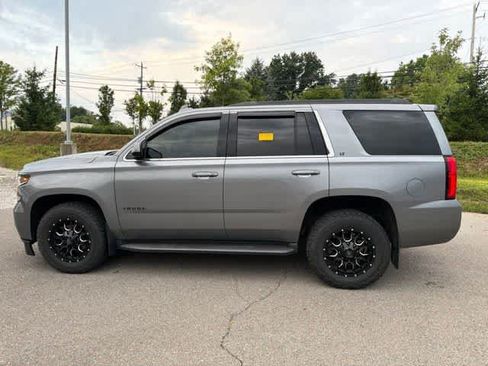 Used 2018 Chevrolet Tahoe LT w/ Luxury Package AWD/4WD image 13