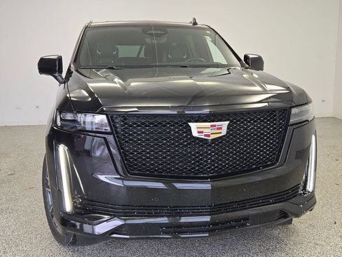 Used 2023 Cadillac Escalade Sport image 5
