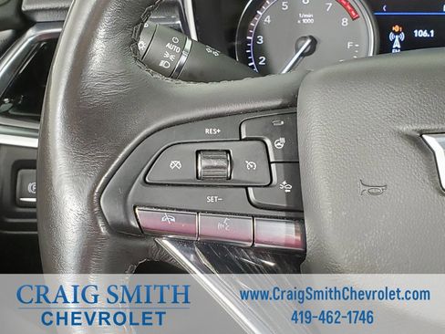 Used 2023 Cadillac XT6 Premium Luxury image 16