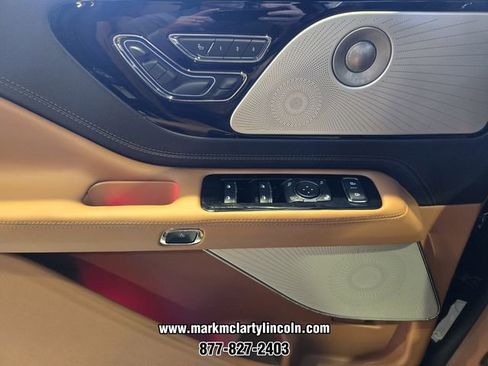 New 2026 Lincoln Aviator Black Label AWD/4WD image 23