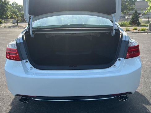 Used 2015 Honda Accord Touring image 23