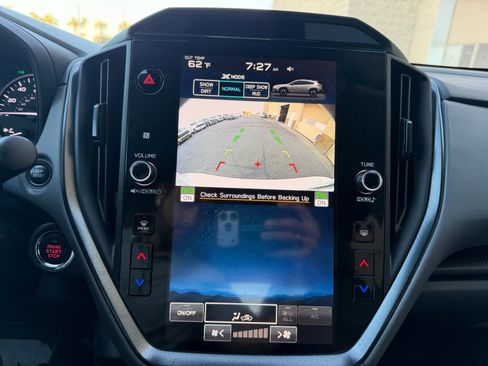 Used 2024 Subaru Crosstrek 2.5i Limited w/ Crosstrek Mirror Package image 28