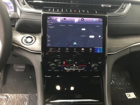 New 2025 Jeep Grand Cherokee Limited image 20