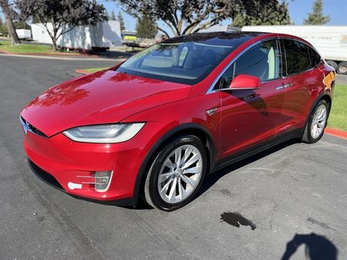 Used 2016 Tesla Model X Performance image 7