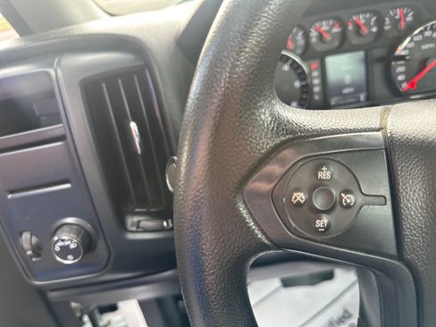 Used 2021 Chevrolet Silverado 1500 W/T image 19