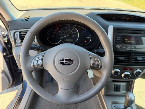 Used 2010 Subaru Forester 2.5X Limited AWD/4WD image 15