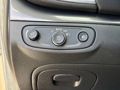 Used 2018 Buick Encore Sport Touring w/ Safety Package FWD image 41