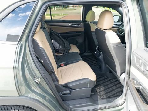 New 2026 Volkswagen Atlas Cross Sport SE image 38