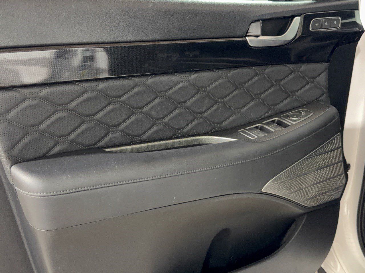 Used 2022 Hyundai Palisade Calligraphy FWD image 11