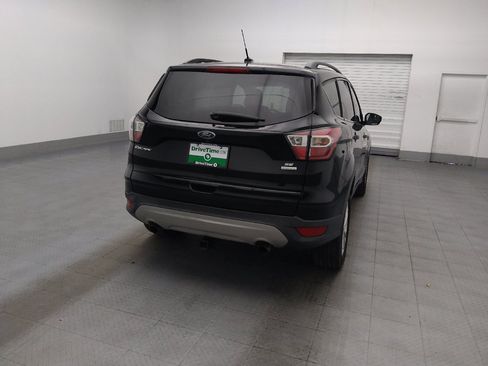 Used 2018 Ford Escape SE FWD image 7