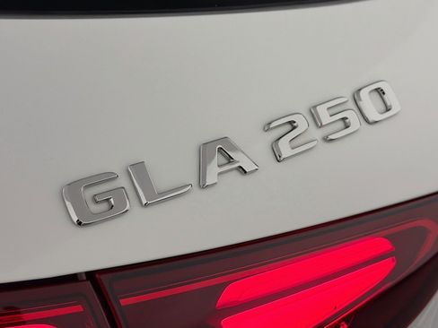 Certified 2026 Mercedes-Benz GLA 250 image 10