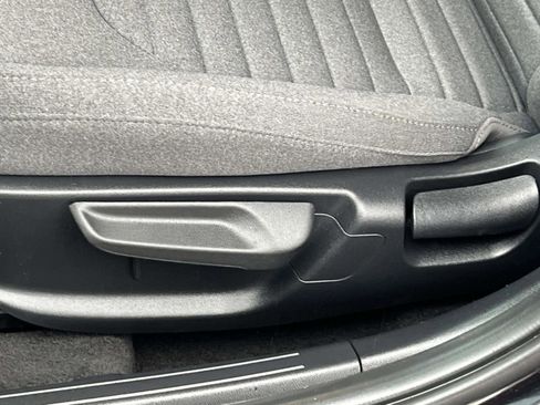 Used 2025 Kia K4 EX FWD image 26
