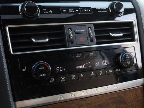 Used 2022 Nissan Armada SL AWD/4WD image 17