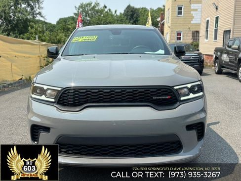 Used 2025 Dodge Durango GT RWD image 2