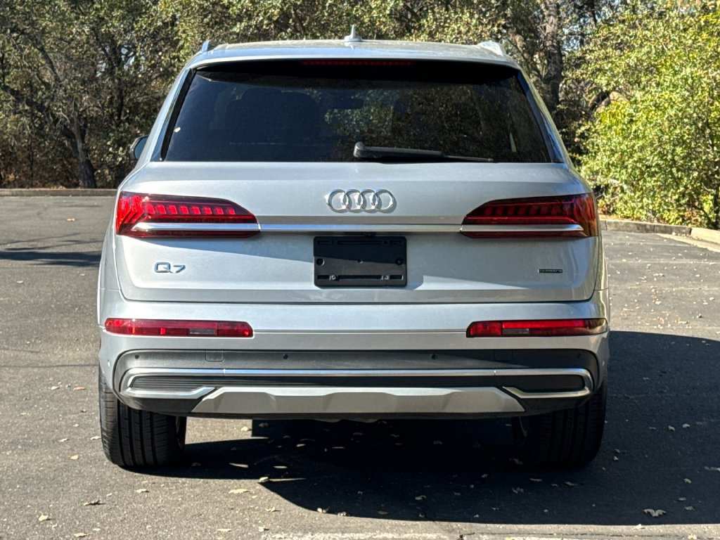 Used 2022 Audi Q7 3.0T Premium w/ Convenience Package AWD/4WD image 6