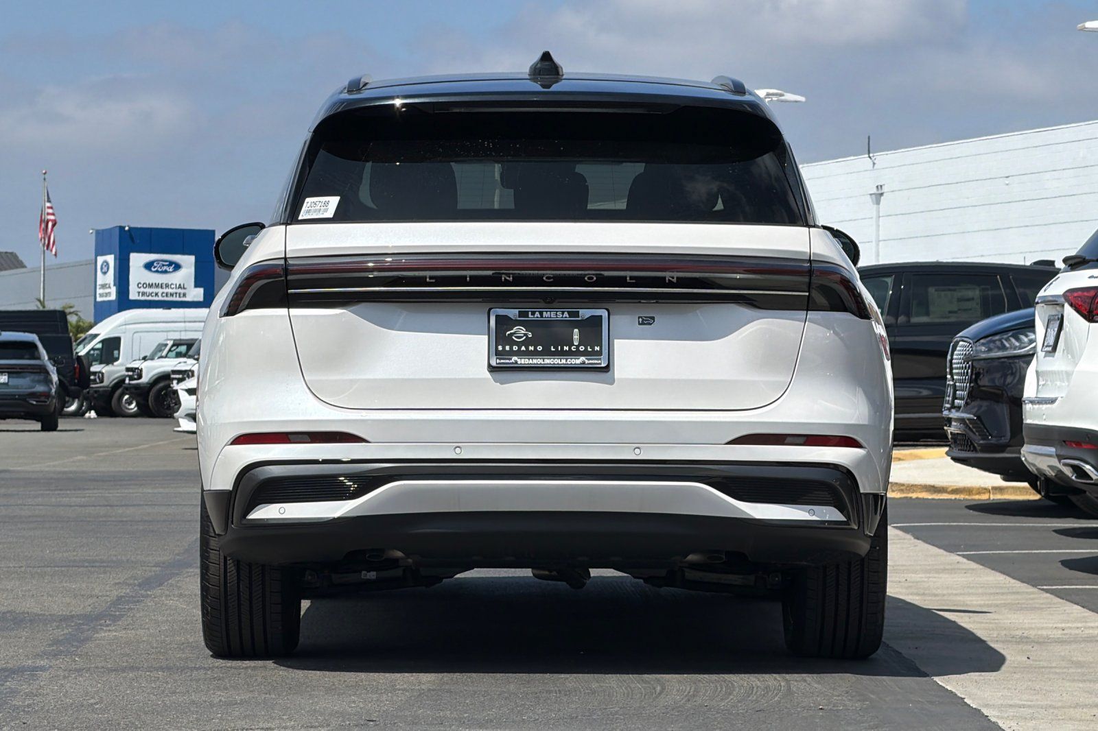 New 2026 Lincoln Nautilus Reserve AWD/4WD image 4