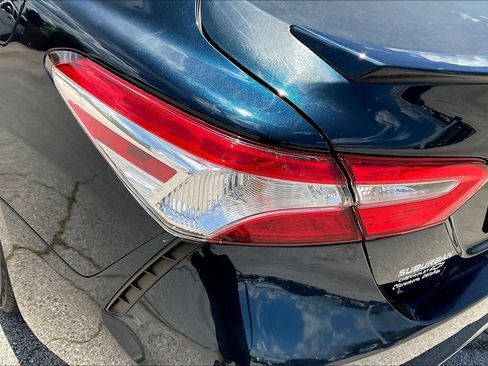 Used 2019 Toyota Camry SE FWD image 26