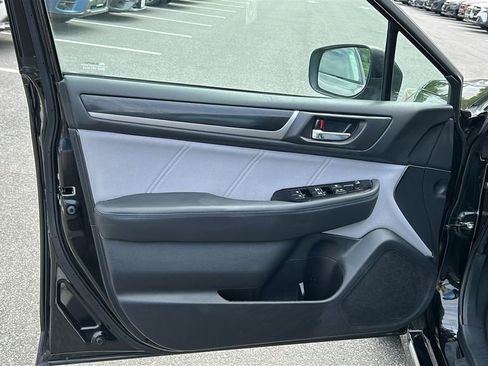 Used 2019 Subaru Legacy 2.5i Sport AWD/4WD image 9