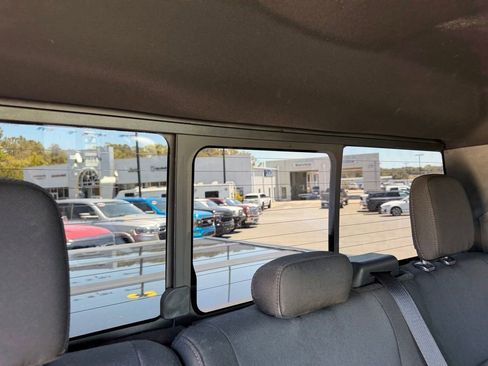 Used 2020 Ford F150 XLT w/ Equipment Group 302A Luxury AWD/4WD image 40