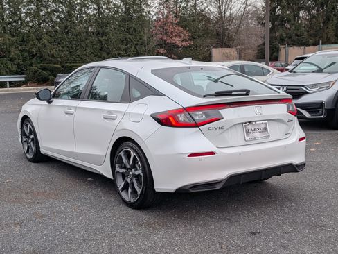 Used 2025 Honda Civic Sport Touring image 5