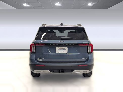 New 2026 Ford Explorer Active w/ Active Comfort Package image 8