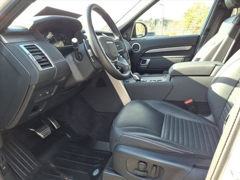 Certified 2023 Land Rover Discovery S R-Dynamic image 18