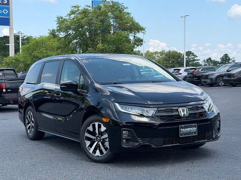 New 2026 Honda Odyssey EX-L image 2