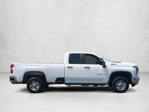 Used 2023 Chevrolet Silverado 2500 W/T w/ WT Convenience Package AWD/4WD image 4