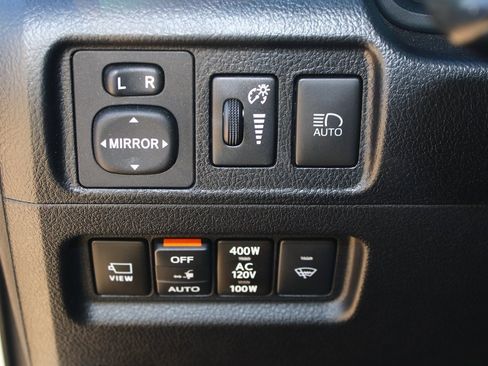 Used 2022 Toyota 4Runner Limited image 14