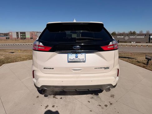 Used 2019 Ford Edge Titanium w/ Equipment Group 301A image 5