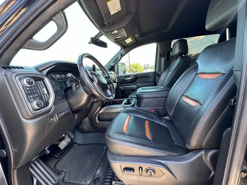 Used 2022 GMC Sierra 2500 AT4 w/ Gooseneck/5TH Wheel Package image 6