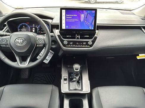 New 2026 Toyota Corolla Cross XLE image 18