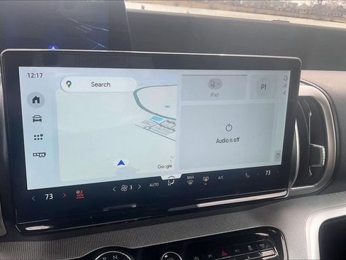 Used 2025 Ford Expedition Active image 26