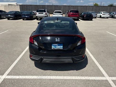 Used 2017 Honda Civic EX-T image 4