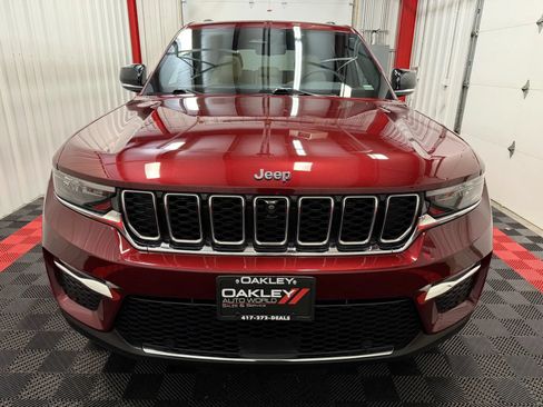 Used 2023 Jeep Grand Cherokee 4WD 4xe w/ Luxury Tech Group II image 7