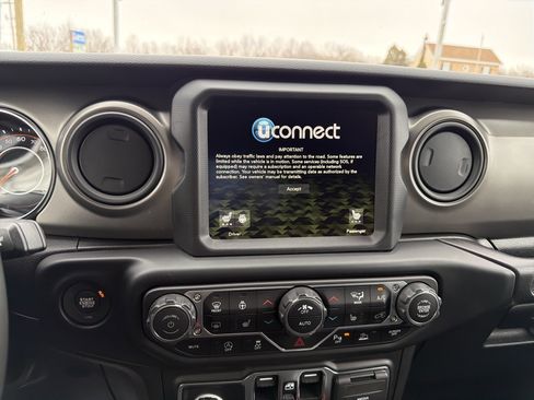 Certified 2022 Jeep Wrangler Unlimited Sport image 20