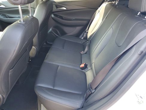 Used 2024 Buick Encore GX Sport Touring image 21