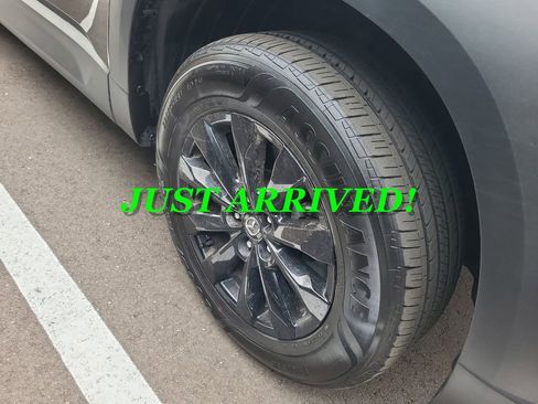 Used 2025 MAZDA CX-50 AWD 2.5 S w/ Premium Package image 4