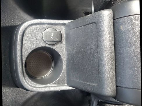 Used 2019 Volkswagen Beetle 2.0T S FWD image 26