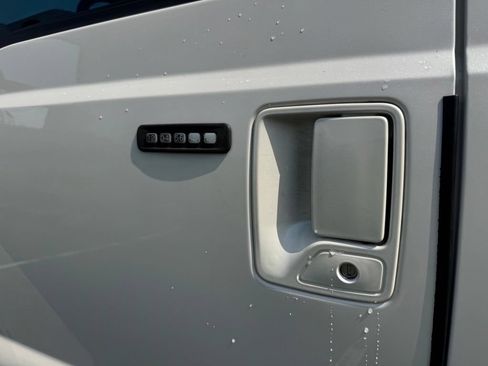 Used 2012 Ford F250 Lariat w/ Chrome Pkg AWD/4WD image 26