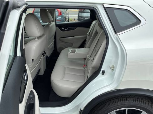 Certified 2019 Nissan Rogue Sport SL w/ Premium Package AWD/4WD image 23
